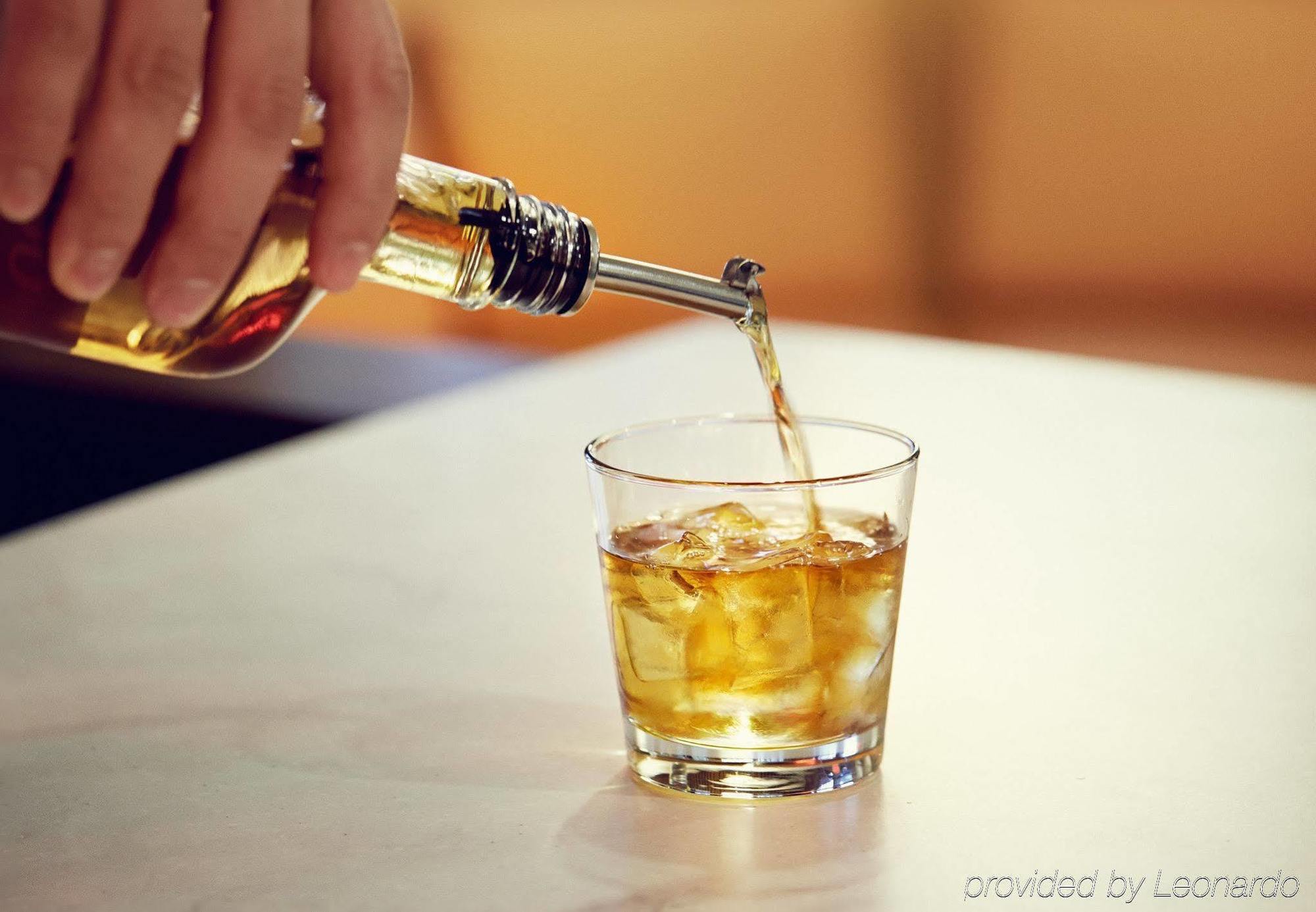圣巴巴拉戈利塔万怡酒店 戈拉塔 外观 照片